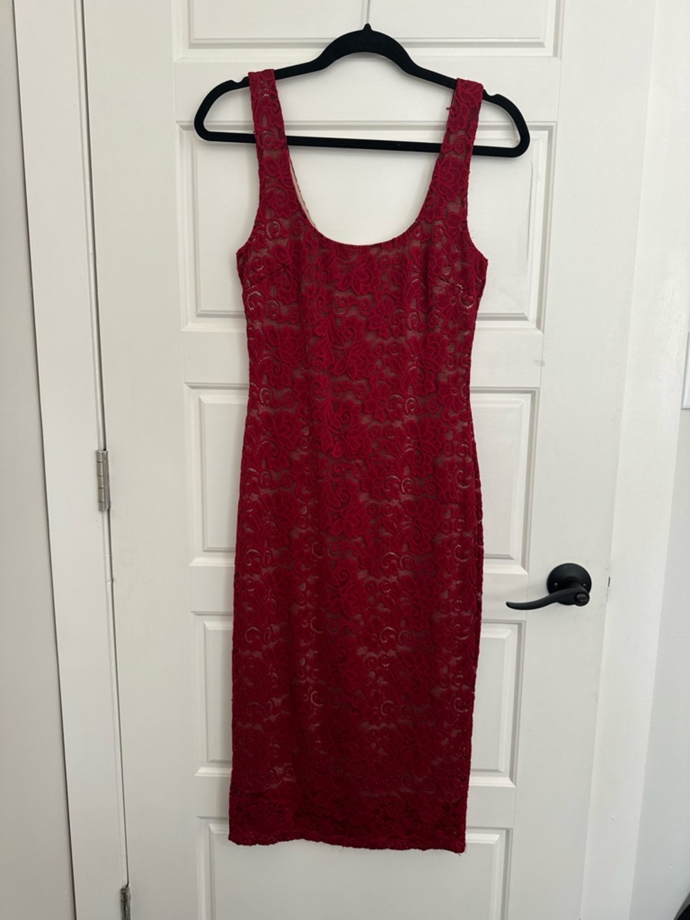 Va Va Voom Red Lace Scoop Neck Midi Dress large